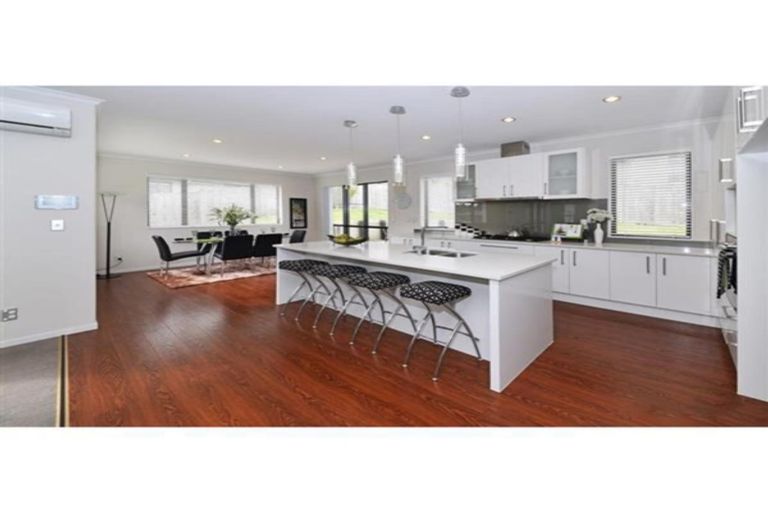 Photo of property in 15 Dawood Place, The Gardens, Auckland, 2105