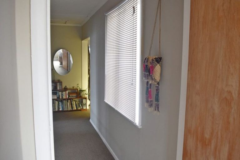 Photo of property in 75 Victoria Street, Carterton, 5713