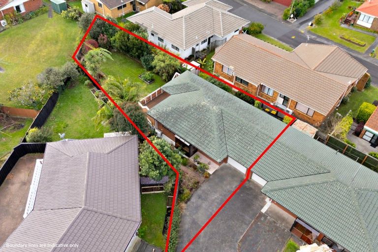 Photo of property in 2/6 Annette Avenue, Te Atatu South, Auckland, 0610