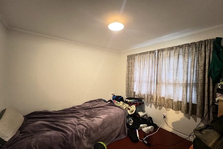 Photo of property in 31 Riverpark Crescent, Henderson, Auckland, 0610