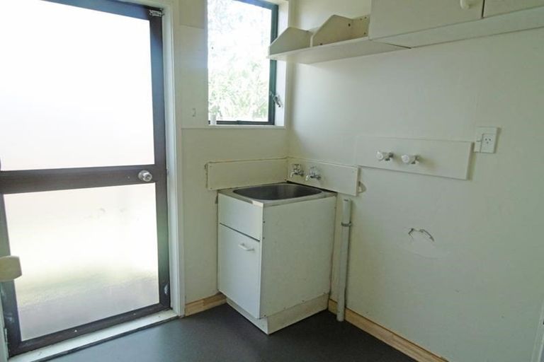 Photo of property in 1/14 Penion Drive, Flat Bush, Auckland, 2023