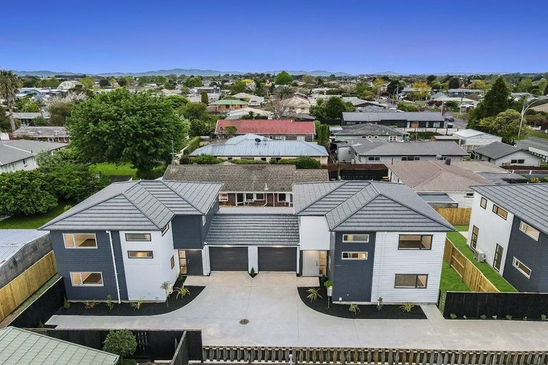 Photo of property in 1/17 Sandwich Road, Saint Andrews, Hamilton, 3200