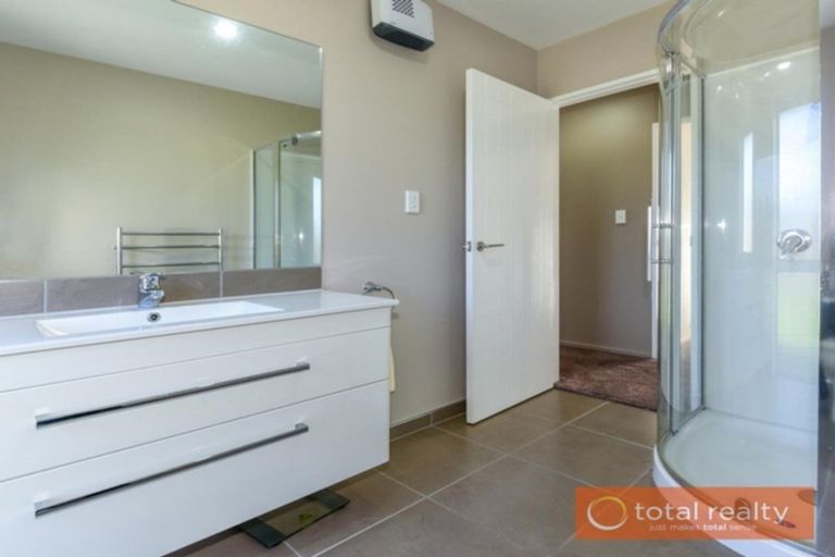 Photo of property in 33 Parklea Avenue, Halswell, Christchurch, 8025