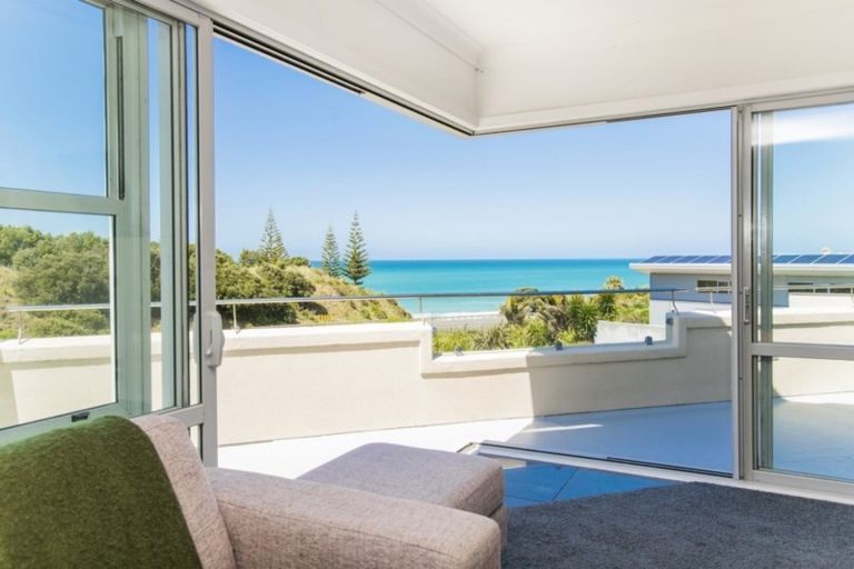 Photo of property in 33 Sirrah Street, Okitu, Gisborne, 4010