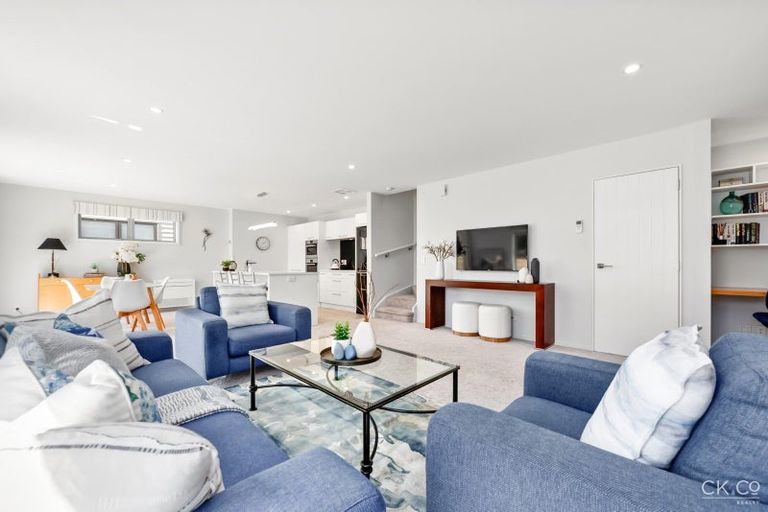 Photo of property in 4 Latimer Way, Petone, Lower Hutt, 5012