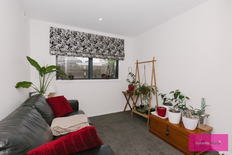 Photo of property in 43a Abraham Crescent, Milson, Palmerston North, 4414