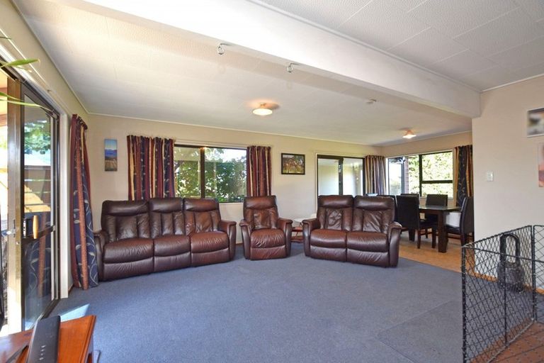 Photo of property in 82 Dunlop Street, Wallacetown, 9816