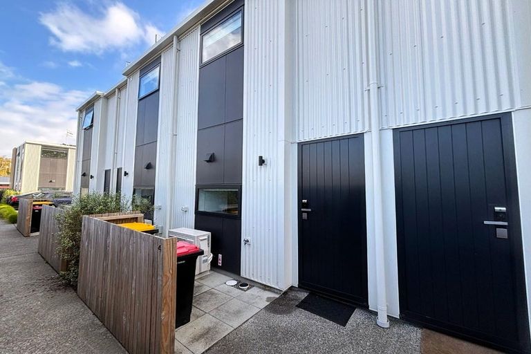 Photo of property in 4 Swift Court, Tauranga South, 3112