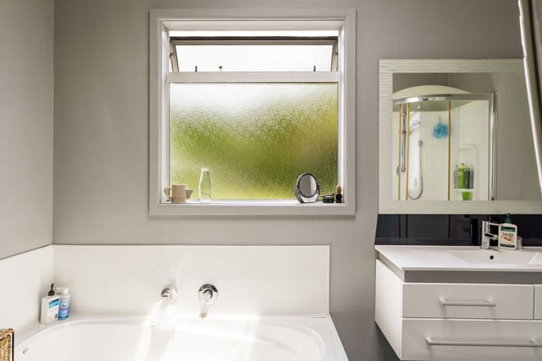 Photo of property in 24 Tom Parker Avenue, Marewa, Napier, 4110