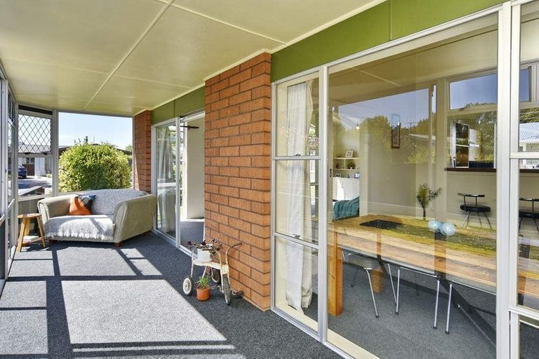 Photo of property in 9 Wallace Place, Rangiora, 7400