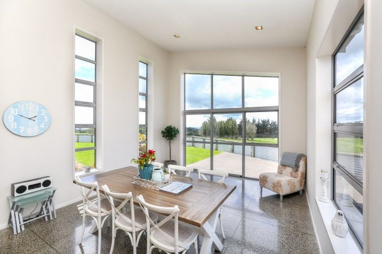 Photo of property in 1375 Carrington Road, Hurworth, New Plymouth, 4371