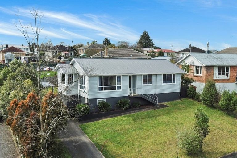 Photo of property in 12 Sain Crescent, Morrinsville, 3300