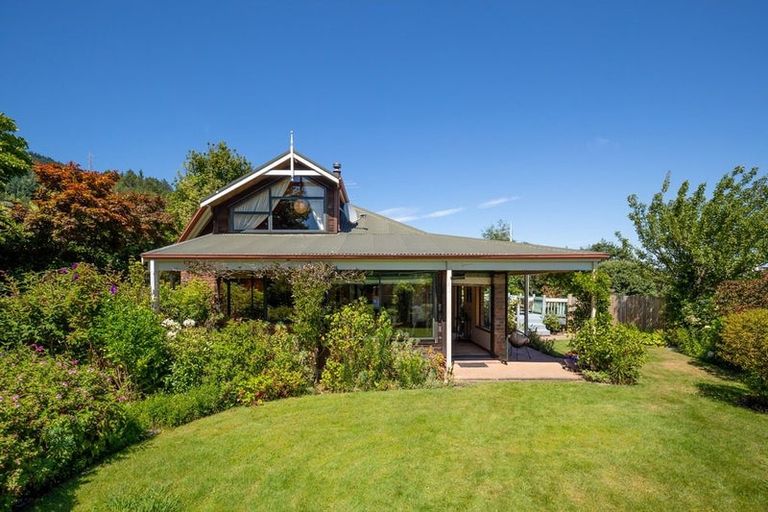 Photo of property in 8 Faraday Rise, Richmond, 7020