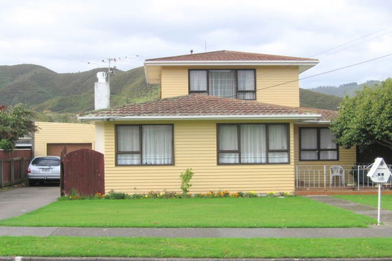 Photo of property in 20 Foster Street, Taita, Lower Hutt, 5011