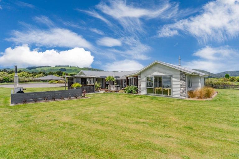 Photo of property in 19 Lacebark Drive, Kinloch, Taupo, 3377