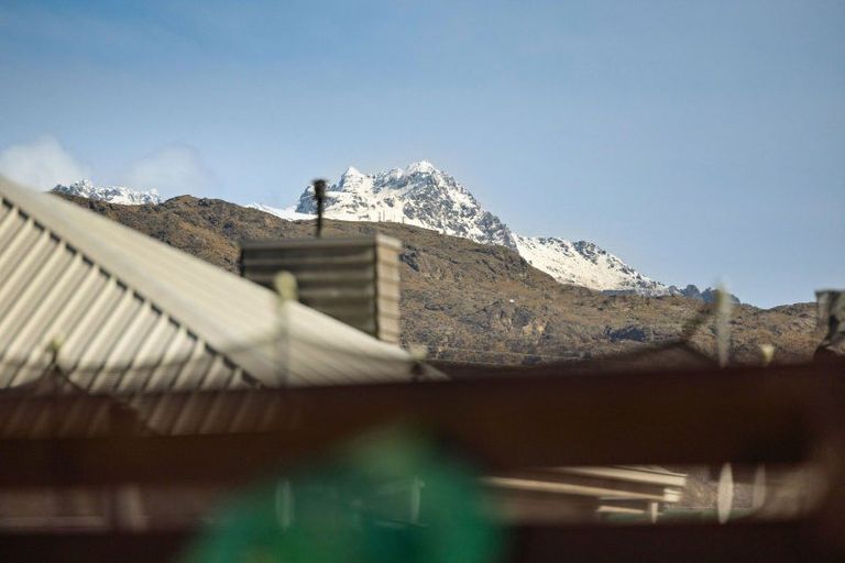 Photo of property in 4 Banbury Terrace, Lower Shotover, Queenstown, 9304