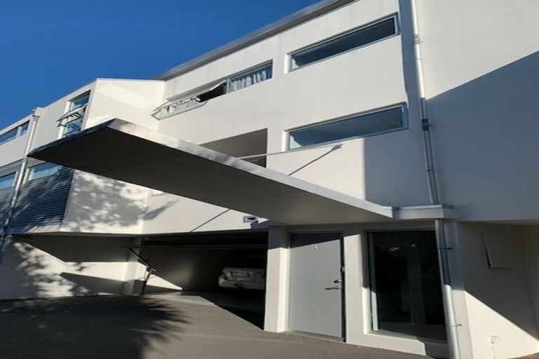 Photo of property in 3/22 Heywood Terrace, Richmond, Christchurch, 8013