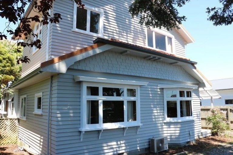 Photo of property in 59 Northcote Road, Northcote, Christchurch, 8052