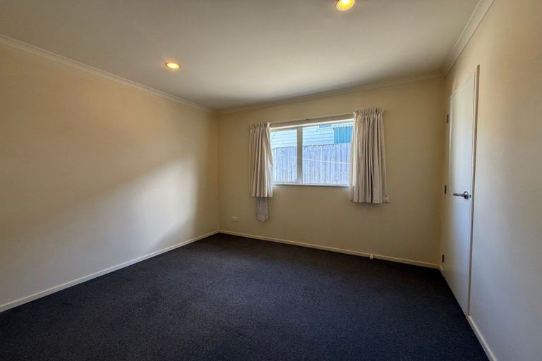 Photo of property in 94b Queen Street, Waiuku, 2123