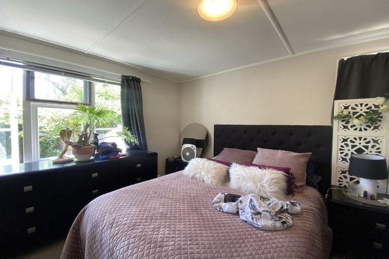 Photo of property in 27 Oxford Street, Picton, 7220