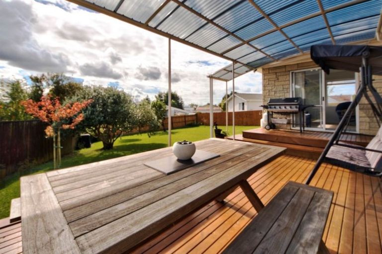 Photo of property in 9 Farwood Drive, Henderson, Auckland, 0612