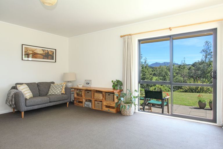 Photo of property in 50 Pond Road, Raglan, 3295