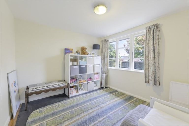 Photo of property in 13 Hillary Crescent, Upper Riccarton, Christchurch, 8041