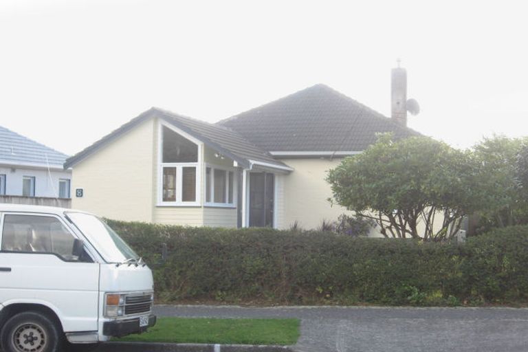 Photo of property in 8 Dyer Street, Epuni, Lower Hutt, 5011