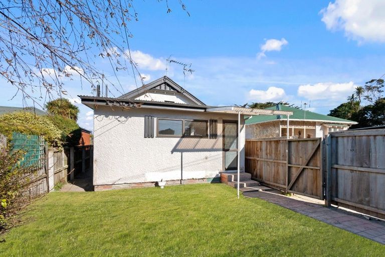 Photo of property in 59 Tovey Street, New Brighton, Christchurch, 8061