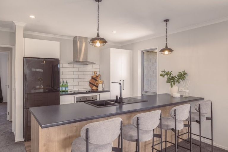 Photo of property in 15 Fairbairn Road, Rolleston, 7614