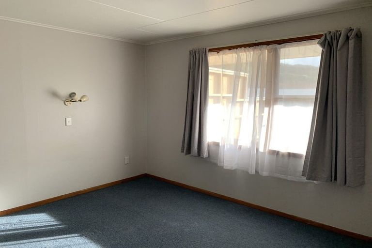 Photo of property in 45a Kent Street, Picton, 7220
