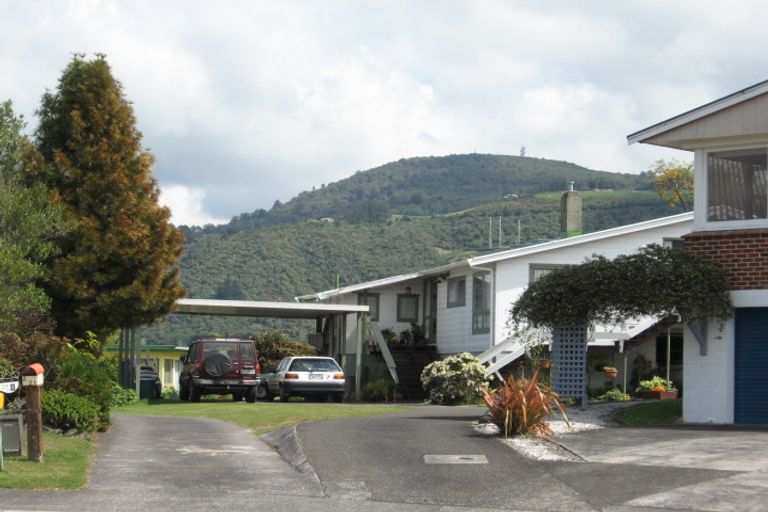 Photo of property in 21b Tirita Street, Kawaha Point, Rotorua, 3010