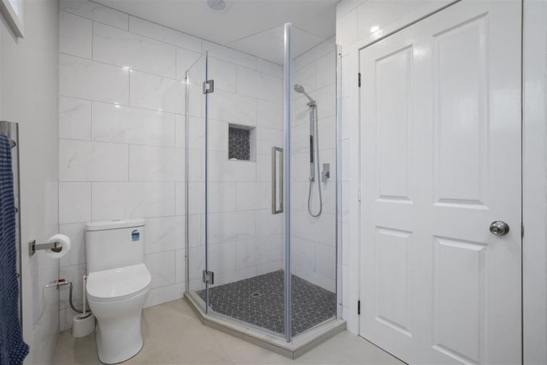 Photo of property in 261 Otaua Road, Otaua, Waiuku, 2682