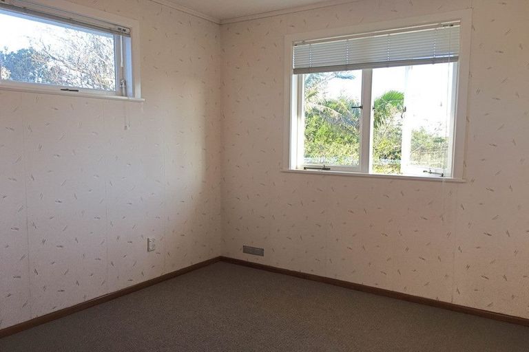 Photo of property in 18 Carole Crescent, Pakuranga, Auckland, 2010