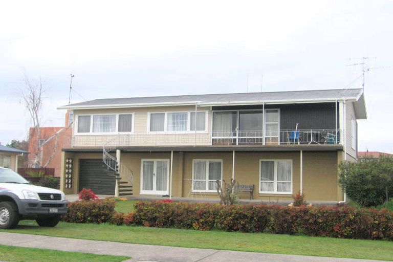 Photo of property in 6 Kulim Avenue, Otumoetai, Tauranga, 3110