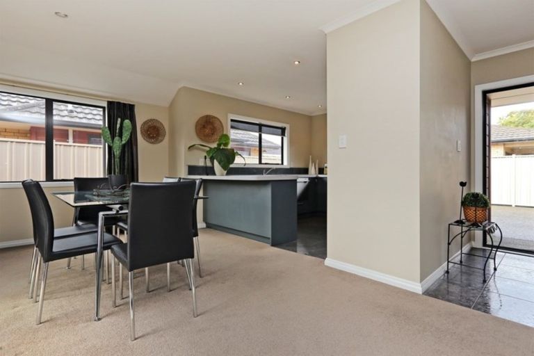 Photo of property in 210b Frimley Oaks, Frimley, Hastings, 4120