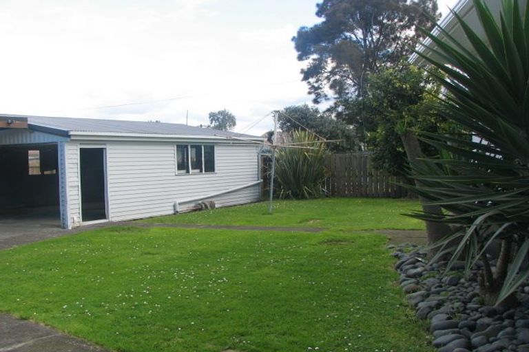 Photo of property in 6 Tomuri Place, Mount Wellington, Auckland, 1060