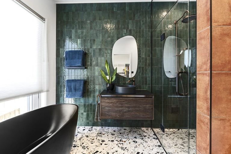 Photo of property in 6 Aubrey Street, New Plymouth, 4310