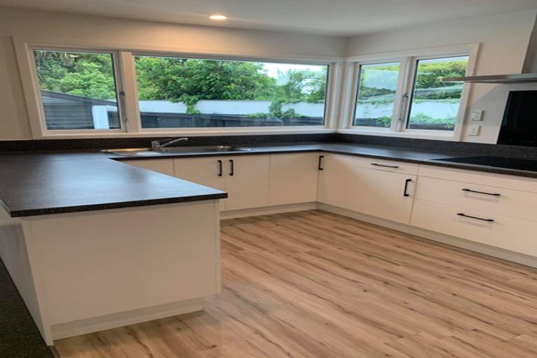 Photo of property in 10 Condell Avenue, Papanui, Christchurch, 8053