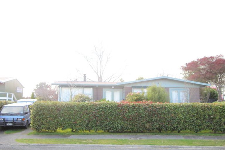Photo of property in 9 Pokaka Crescent, Wharewaka, Taupo, 3330