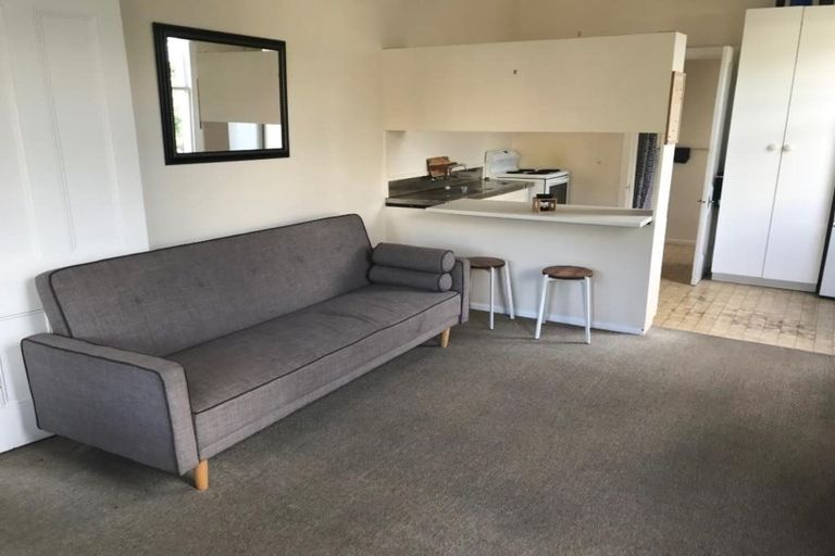 Photo of property in 16 Kawerau Avenue, Devonport, Auckland, 0624