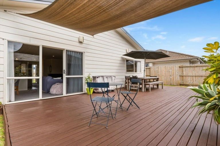 Photo of property in 13 Macloughlin Drive, Te Puke, 3119