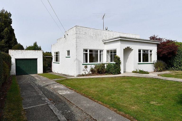 Photo of property in 124 District Road, Palmerston, 9430