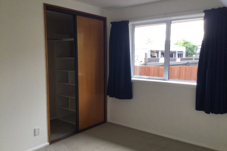 Photo of property in 142 Ilam Road, Ilam, Christchurch, 8041