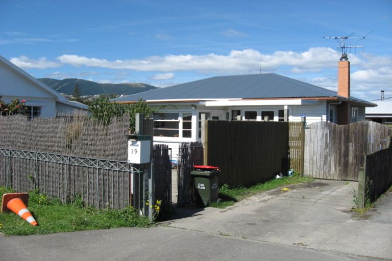 Photo of property in 2/19 Parkers Road, Tahunanui, Nelson, 7011