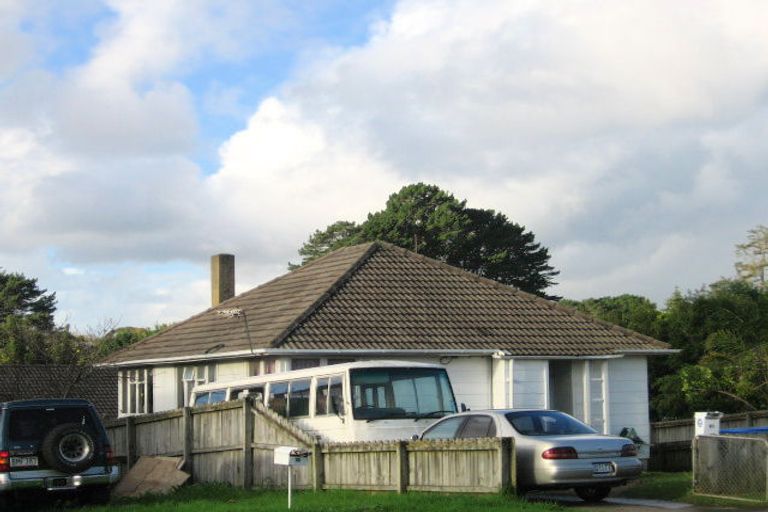 Photo of property in 41a Middlemore Crescent, Papatoetoe, Auckland, 2025