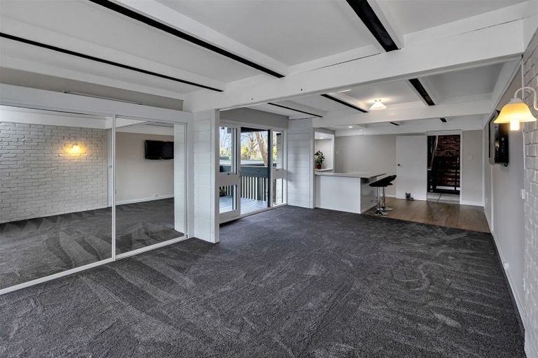 Photo of property in 17 Kowhai Park Road, Maunu, Whangarei, 0110