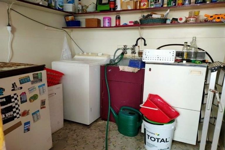 Photo of property in 4 Clifford Street, Clinton, 9534