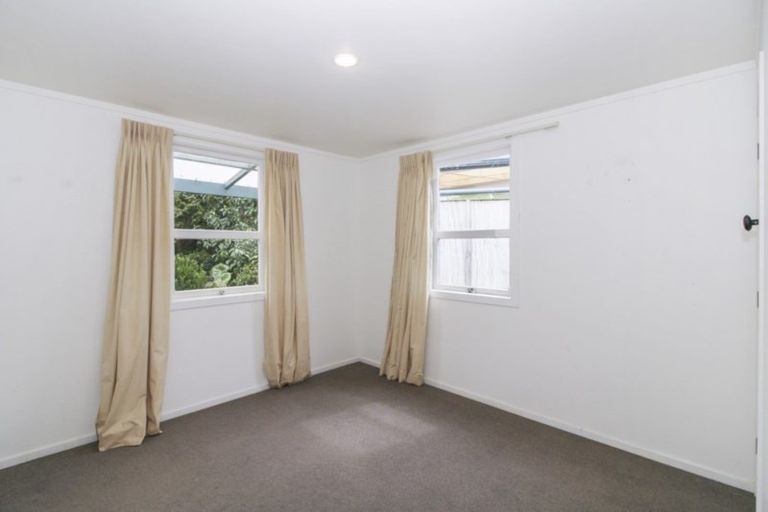 Photo of property in 18a Oriental Street, Welbourn, New Plymouth, 4312