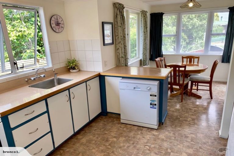 Photo of property in 20 Fergusson Street, Solway, Masterton, 5810